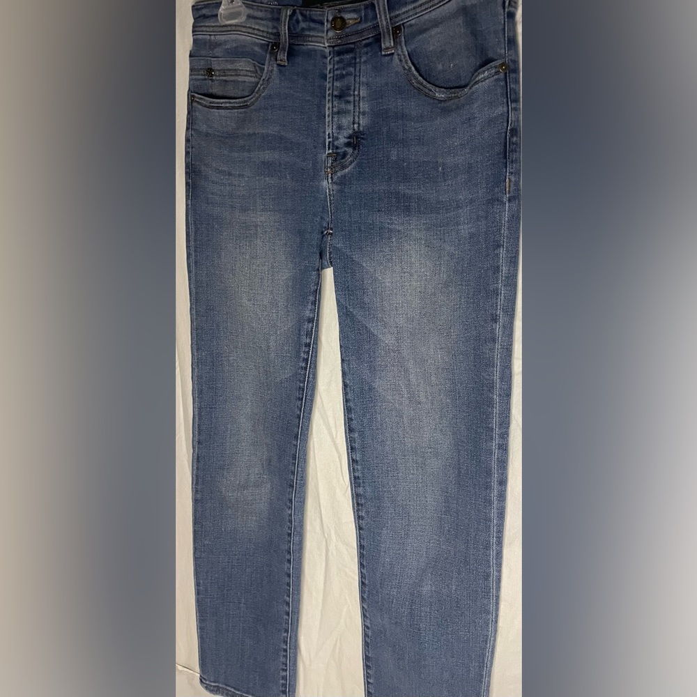 Liverpool Straight Leg Jeans in Classic Denim